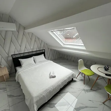 Le Petit Tagidor - 5 - 2 Kitchens - 5 Bathrooms *