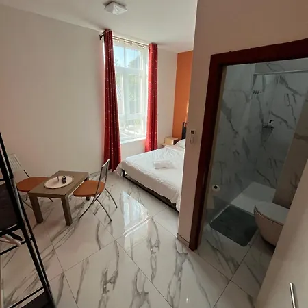 Le Petit Tagidor - 5 - 2 Kitchens - 5 Bathrooms * Charleroi