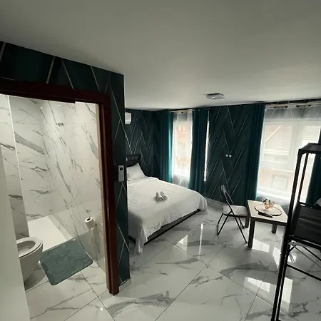 Le Petit Tagidor - 5 - 2 Kitchens - 5 Bathrooms