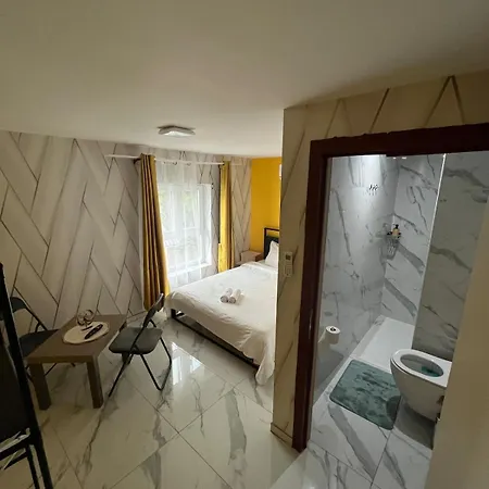 Le Petit Tagidor - 5 - 2 Kitchens - 5 Bathrooms Charleroi